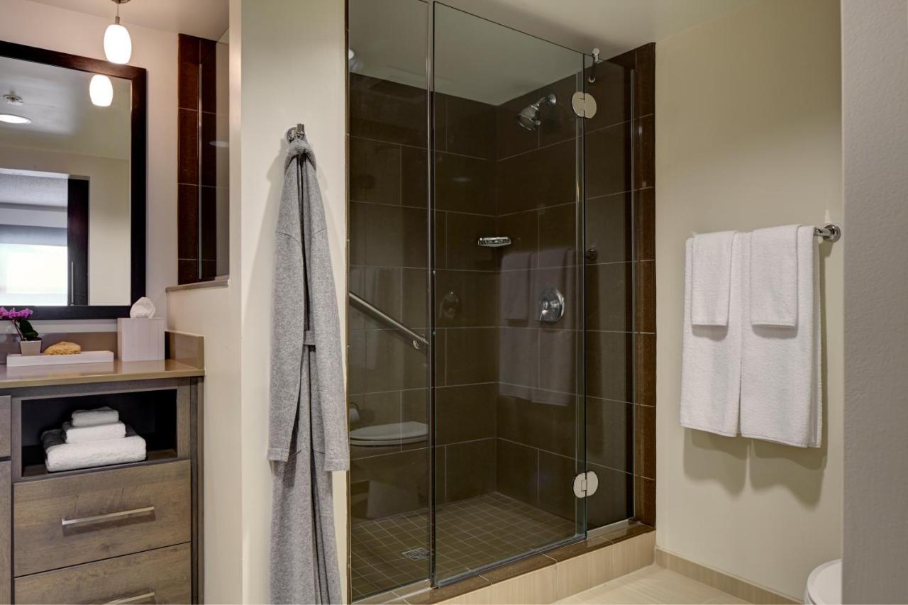 Hyatt Place Sacramento International Airport Bagian luar foto